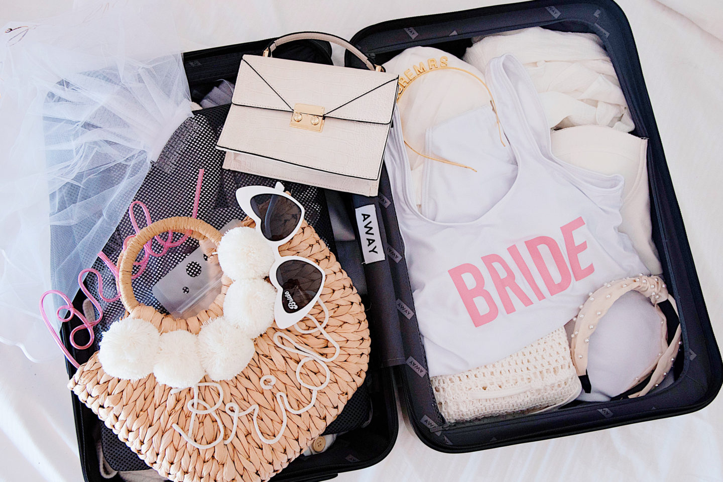 Wedding Wednesday: What I Packed For my Bachelorette